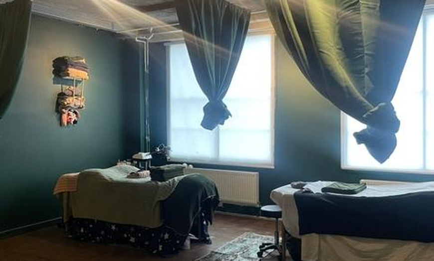 Image 2: Choice of 45 or 60 min Massage (Up to 43% Off)