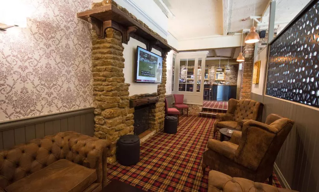 Suffolk Retreat in Bury St. Edmunds: Double Room with Breakfast