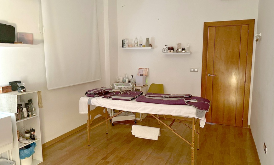 Image 10: Lifting y tinte de pestañas con opción a diseño, depilación y tinte