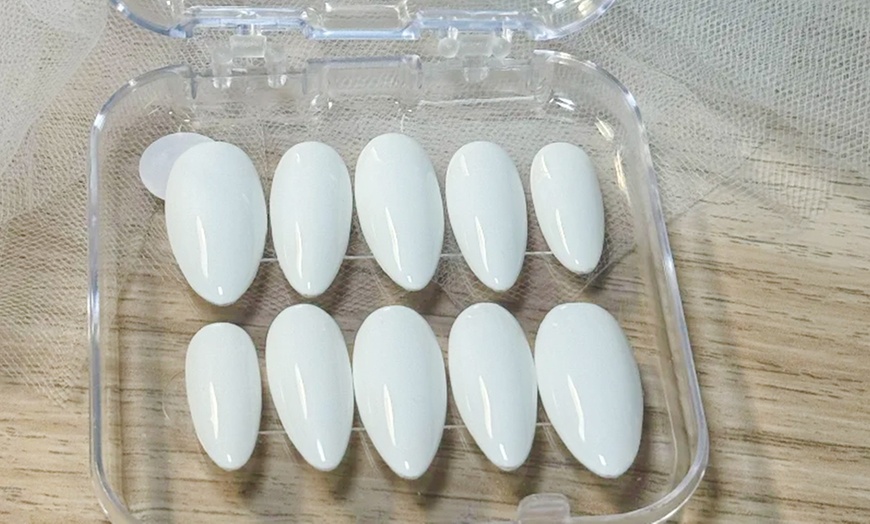 Image 9: Cnth Nails : l’art du Gel X et du semi-permanent pour vos ongles