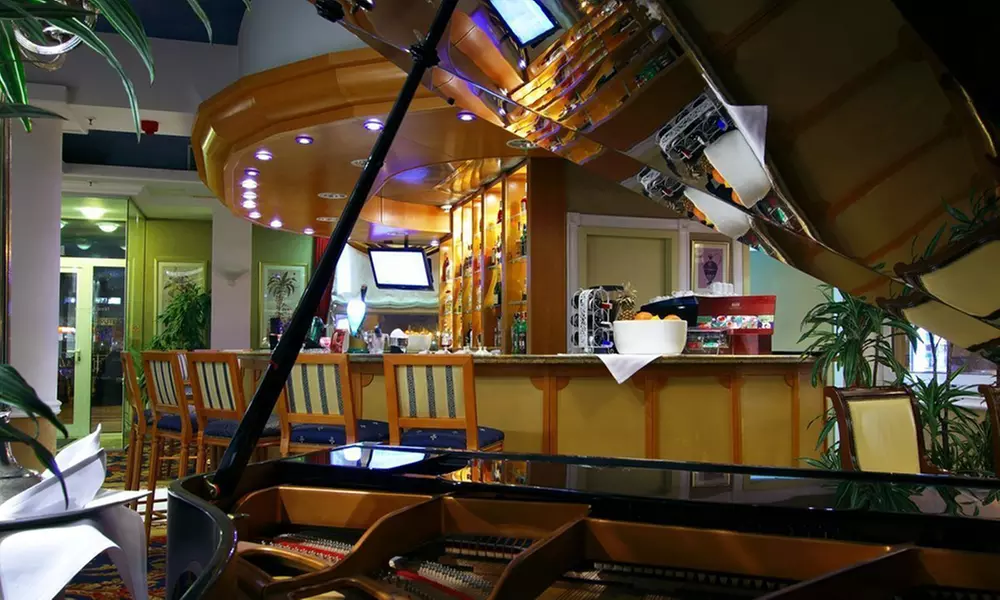 Obniżona Cena - Okolice Warszawy: pokój z wyżywieniem i aquacentrum