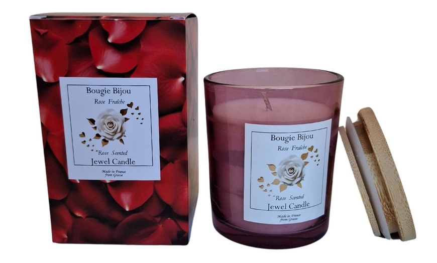 Image 4: Candela profumata alla rosa con gioiello a sorpresa