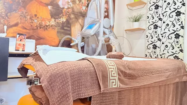 Couples Massage or Solo Massage Experience – 30 or 60 Minutes