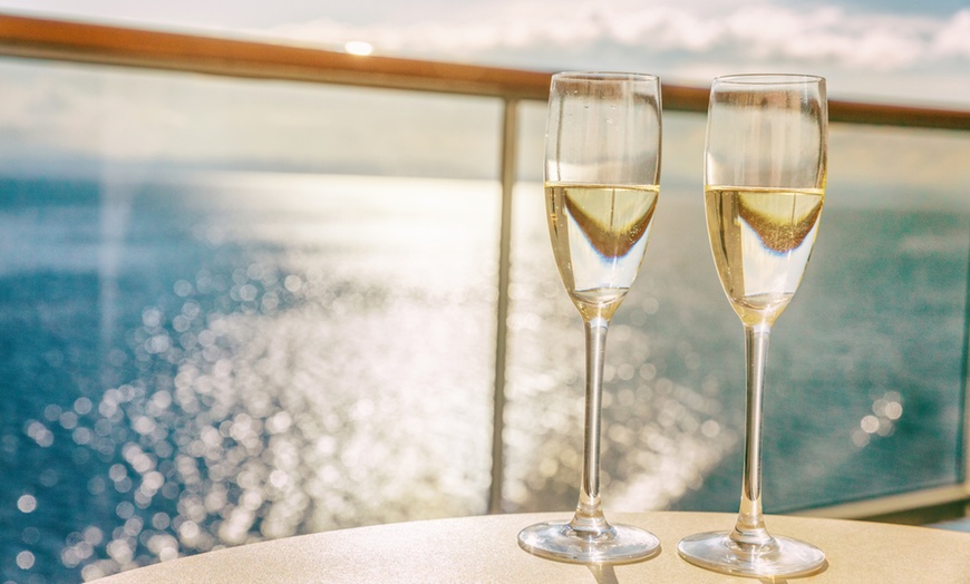 Image 11: Ultimate Mystery Cruise: from $299!