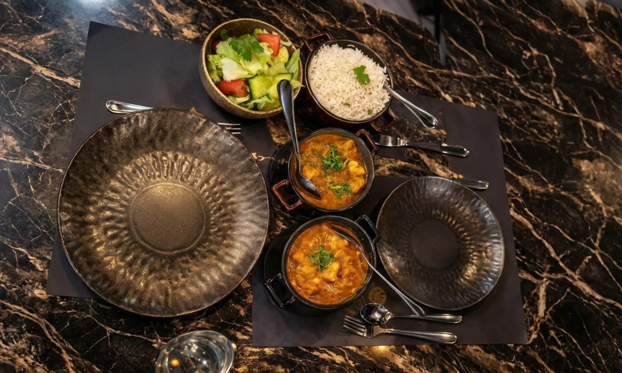 Indiaas 2- of 3-gangenmenu tot liefst 8 personen