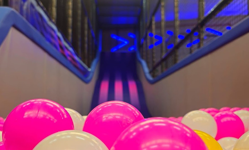 Image 9: ¡Salta sin parar! 1 o 2 horas de saltos en camas elásticas para 1 