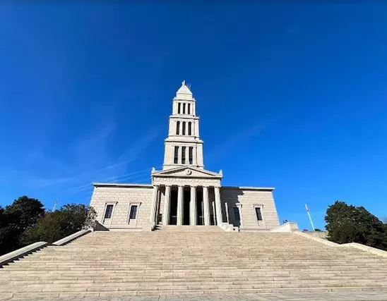 Discover DC with Full-Day or Night-Time Hop-on Hop-off Bus Tour