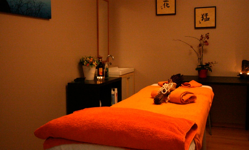 Image 2: Ritual facial, purificante o con chocolaterapia para 1 persona