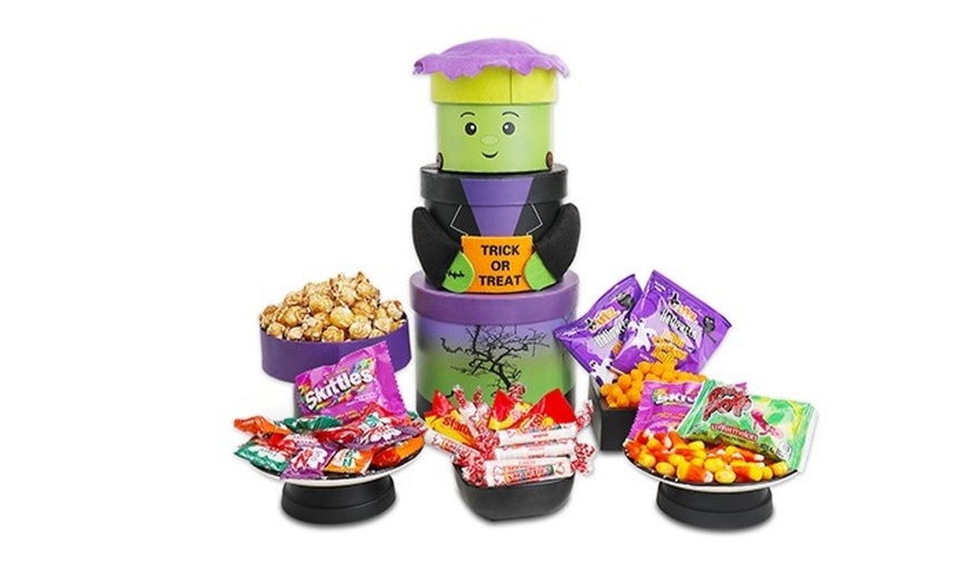 Image 2: Spook-Tacluar Halloween Gift Baskets