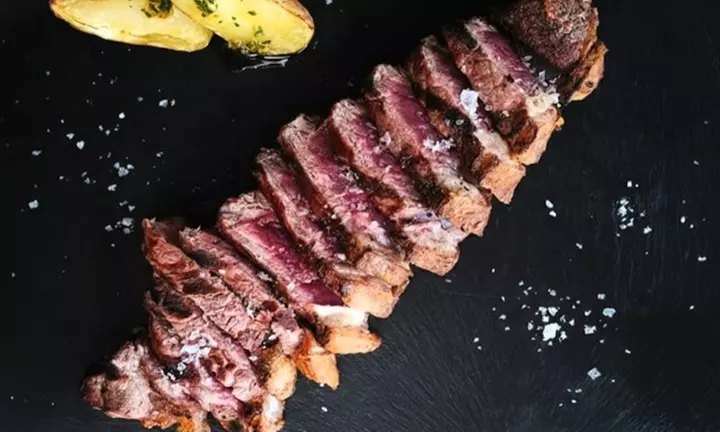 Menú fusión argentino-mediterráneo para 2 o 4 personas