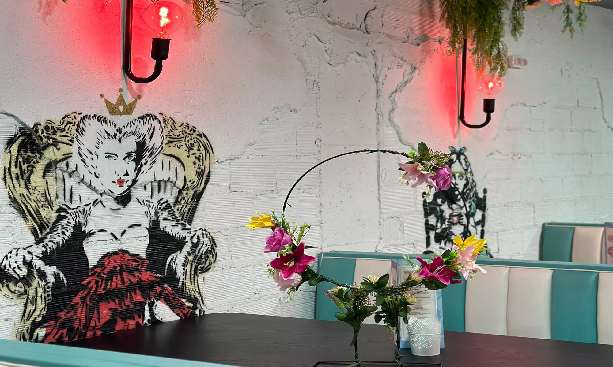 Menú internacional para 2 personas con entrante, postre y bebida