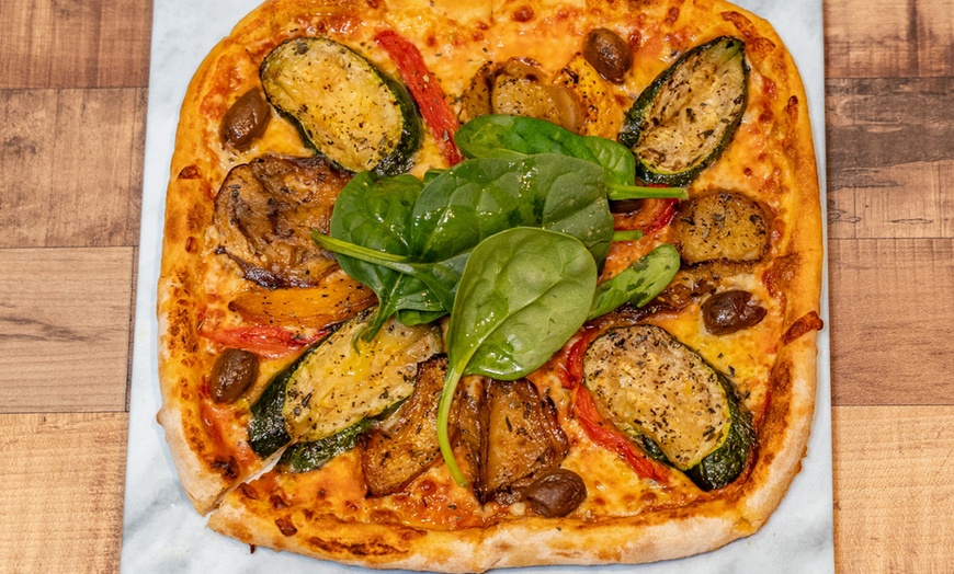 Image 3: 2 or 4 Pizzas or Pastas for 2 or 4 People Each