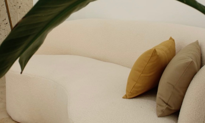 Image 5: Limpieza facial completa, ojos, microdermo y tratamiento facial extra