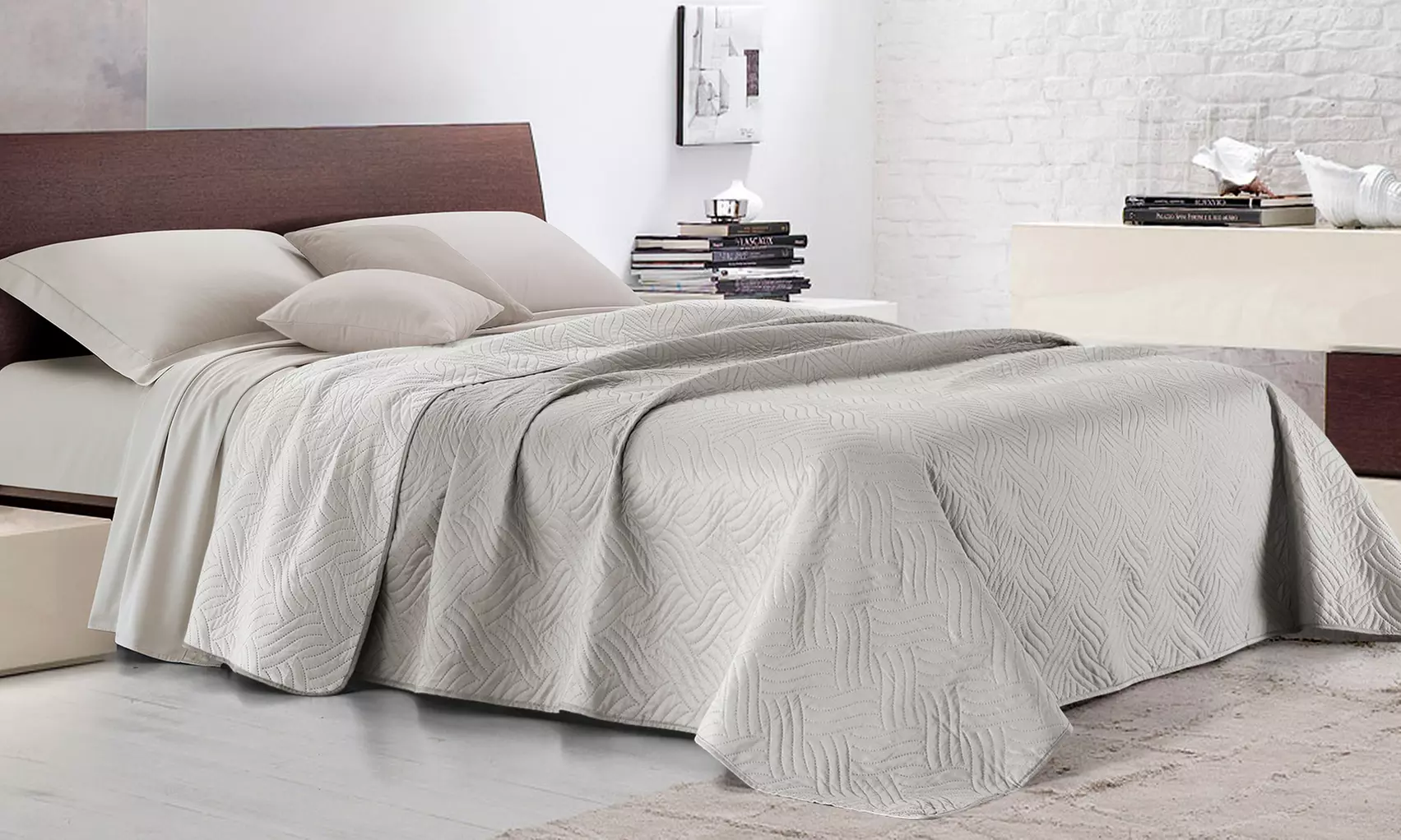 Zweifarbig gesteppte Decke