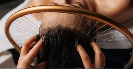 60-Minute Detoxifying Scalp Therapy with Mint Shampoo - One Spa