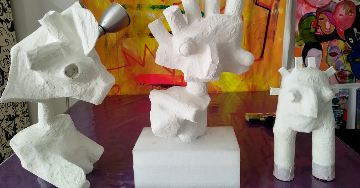 Taller de escultura en papel maché en Barcelona