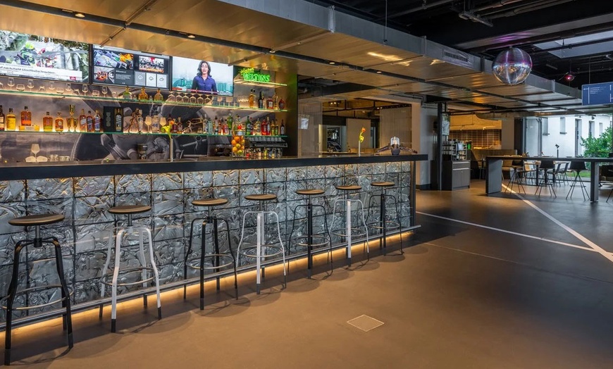 Image 15: Köln: 1-3 Nächte mit Frühstück & Michael Schumacher Collection