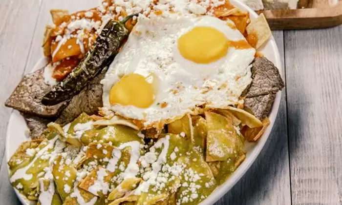 Dine & Delight: $15 or $30 Toward Food and Drinks at Casa El Desayuno