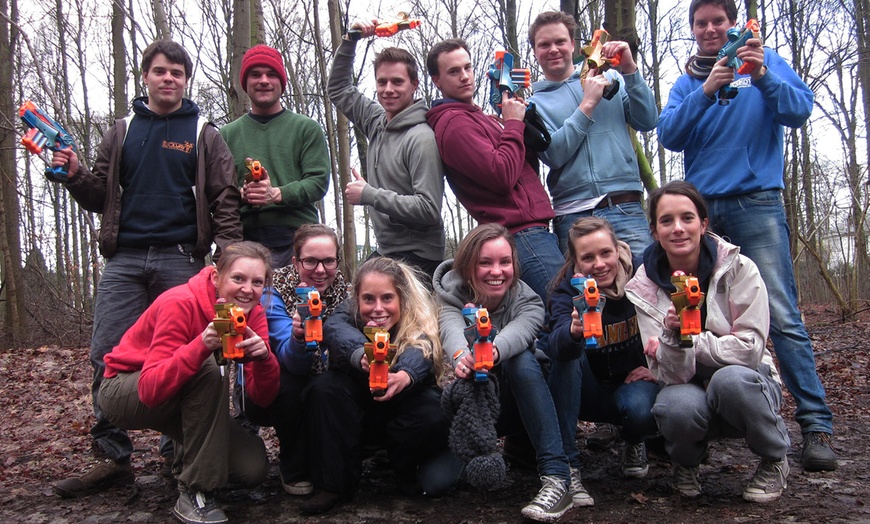 Image 4: Laserjagers opgelet: ga de strijd aan met een lasergame op locatie