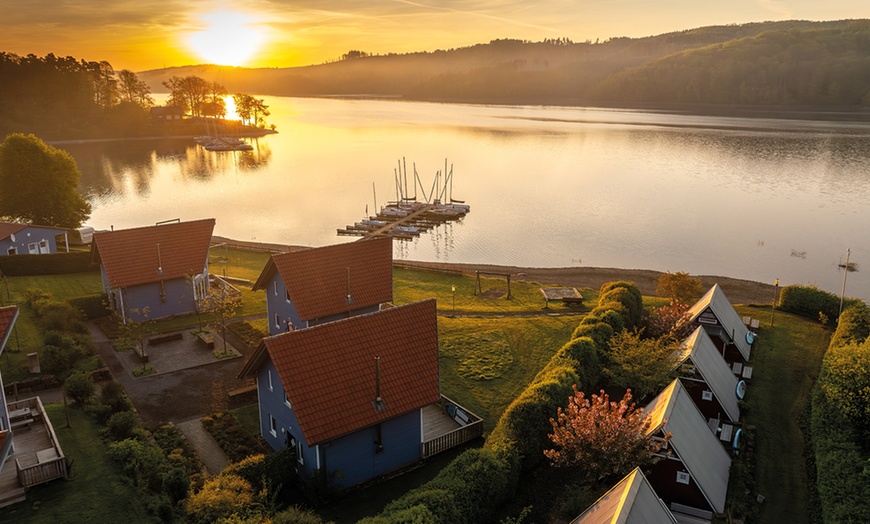Image 12: Sauerland: 4 Nächte im Ferienhaus + Endreinigung & Panorama-Sauna