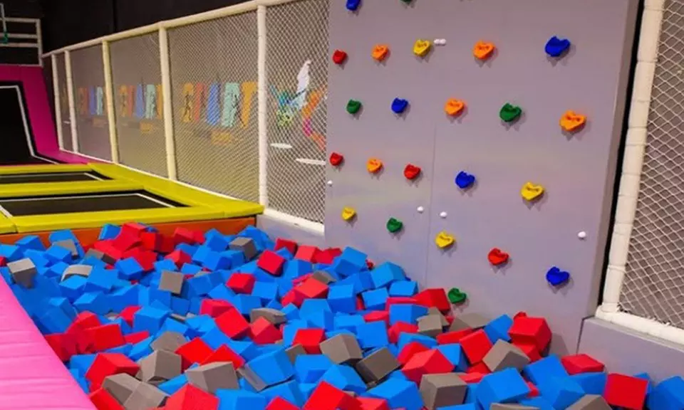 Entrada general con acceso a 12 zonas de juego y Rincón de los Padres