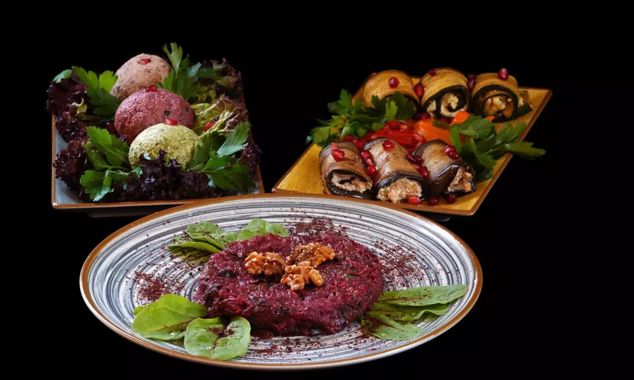 Georgisches 2-Gänge-Menü nach Wahl für 2 oder 4 Personen