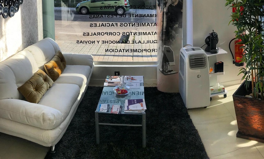 Image 4: Mesoterapia facial para hidratación profunda en 1, 2 o 3 zonas