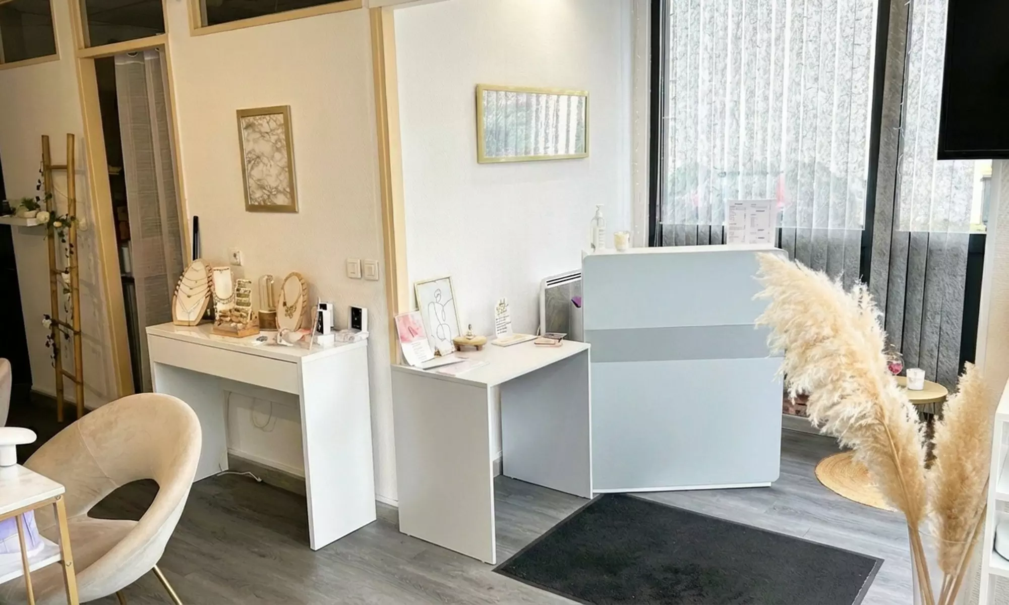 Rituel Head Spa de 45 pou 60 min, soin du visage en option