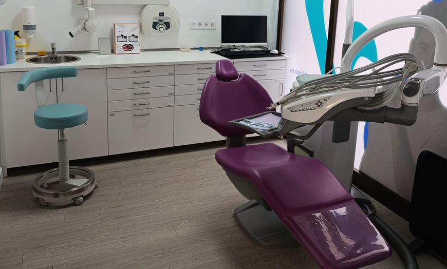 Image 2: Carillas dentales de composite con scanner de diseño de sonrisa