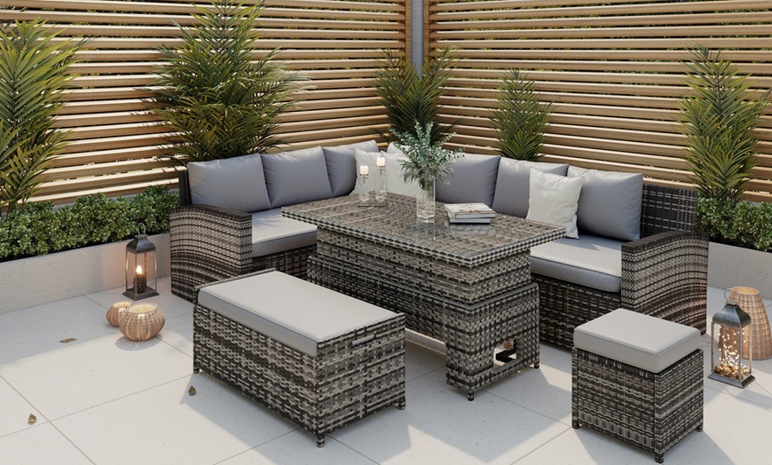 Image 3: Nine-Seater Rattan-Effect Corner Sofa Set