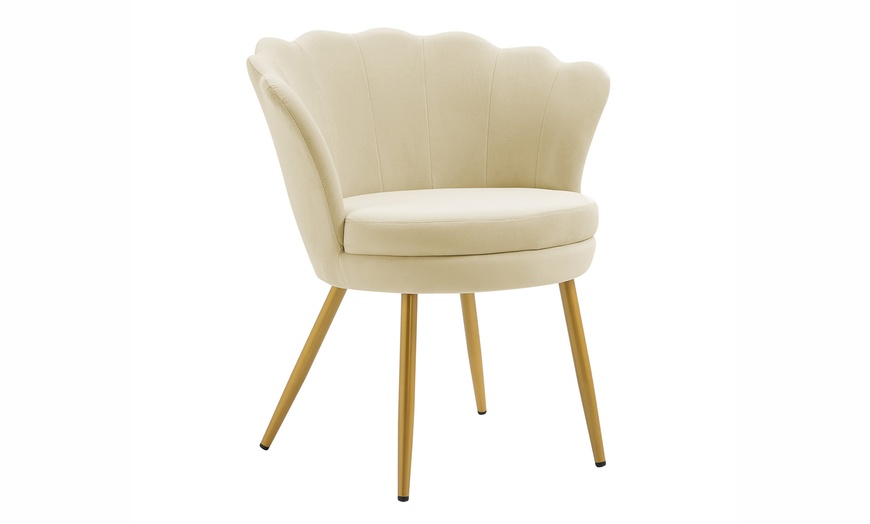 Image 6: Fauteuil coquillage en velours