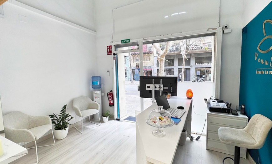 Image 5: ¡Redefínete! 2 o 4 sesiones de masaje drenante con radiofrecuencia 