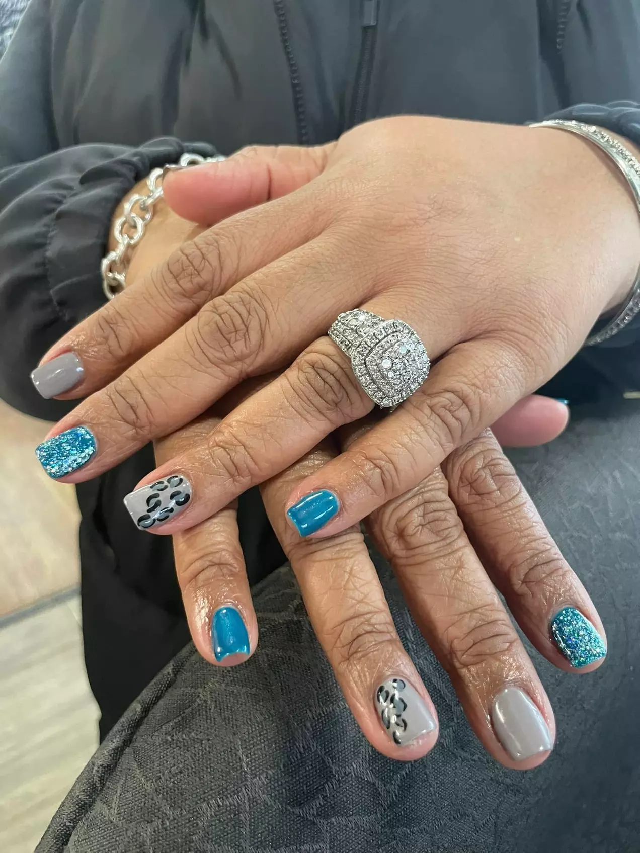 Transform Your Nails with Regular Manicure and Spa Pedicure