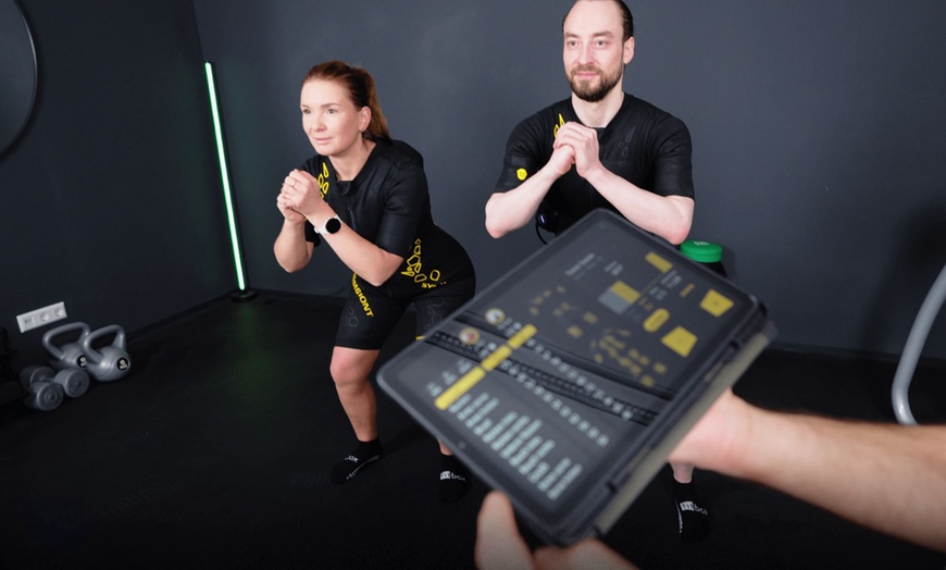 Image 5: Longevity Hightech-Programm: 3D-Analyse, EMP Chair PRO & EMS-Training