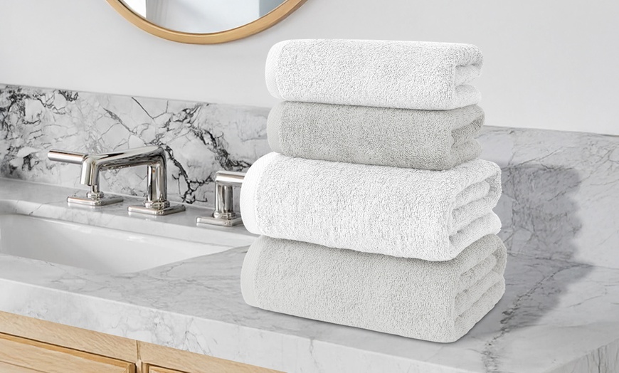 Image 19: Juego de 4 toallas de baño de algodón en 2 colores