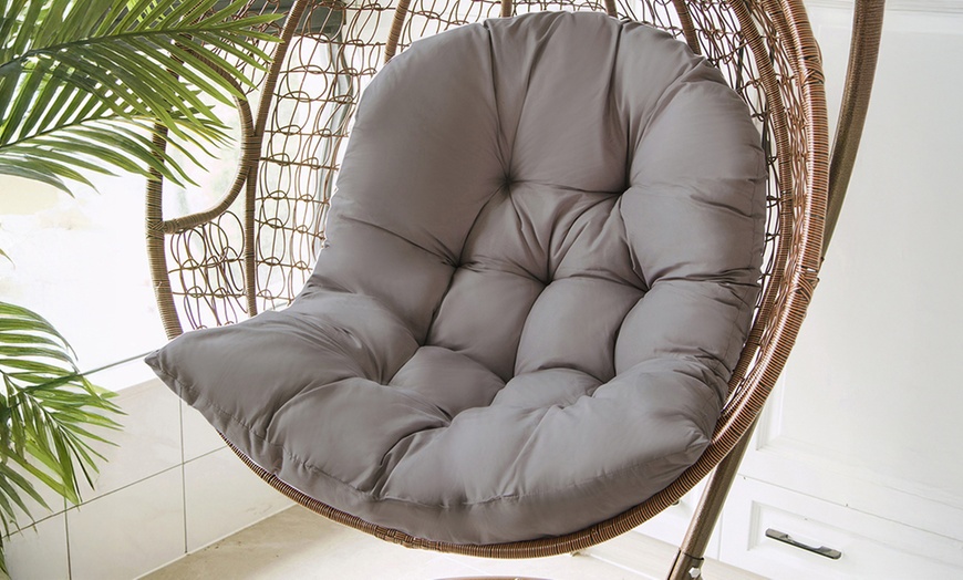 Image 2: Thick Padded Polyester Egg Chair Cushion