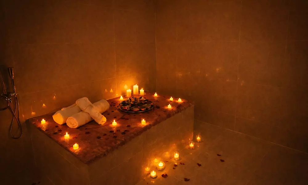 Full Body Aromatherapy Spa + Optional Blowdry or Moroccan Bath