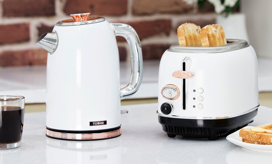 Image 2: Tower Kettle and Toaster