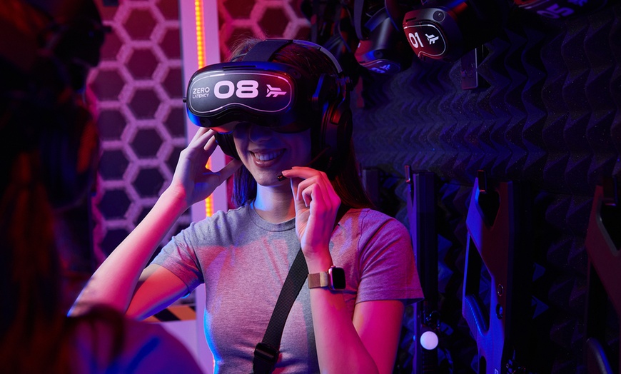 Image 4: Sesión de realidad virtual de 30 minutos para 1, 2, 3 o 4 personas