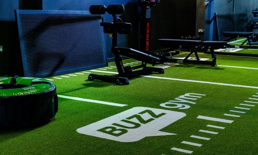 Image 4: London’s Buzz Gym: First Month Membership from Only £10!