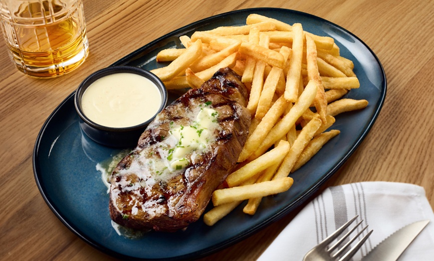 Image 3: Fire-Cooked Summer Dinner For 2 or 4 at Fireside Great Wolf Lodge