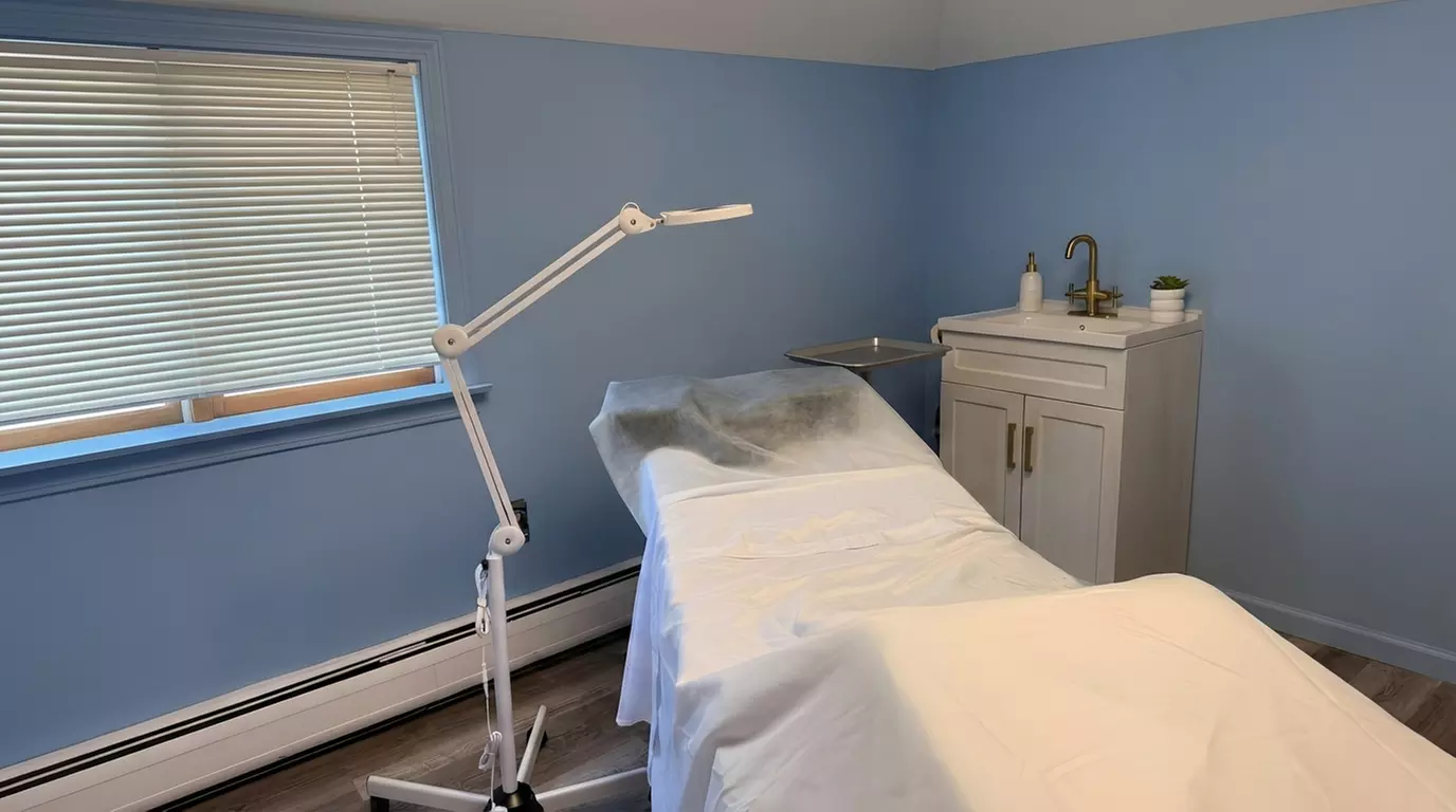 One, Two, or Three 60-Minute Signature or Dermaplaning Facials