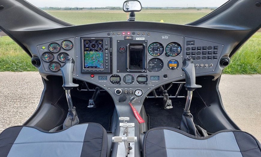 Image 4: Baptême de l’air en avion léger ou autogire partout en France