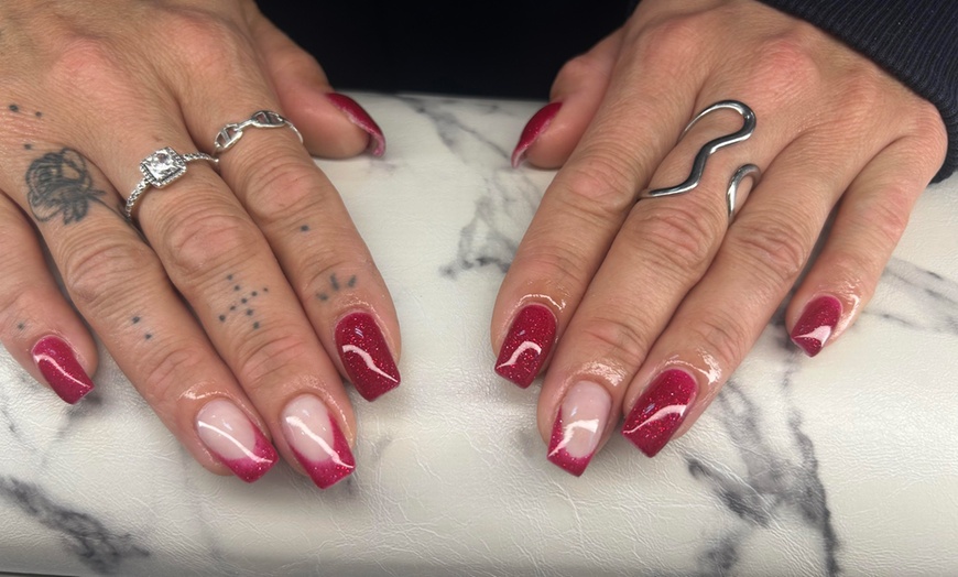 Image 2: Beauté des ongles avec LM élégance