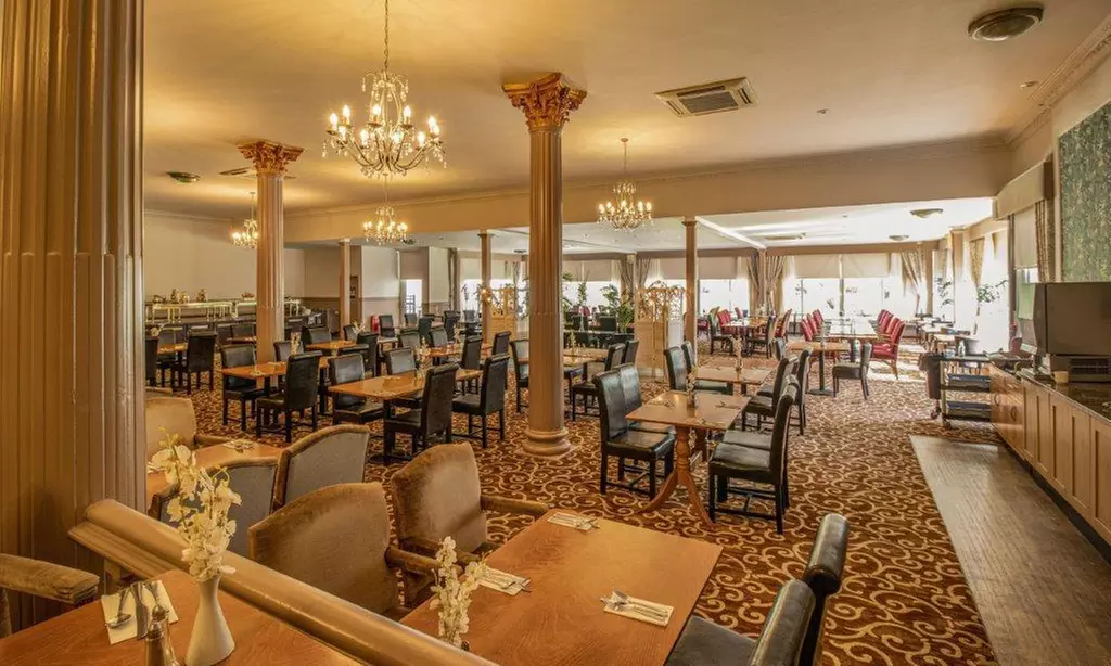 Bournemouth: Standard Double with Breakfast