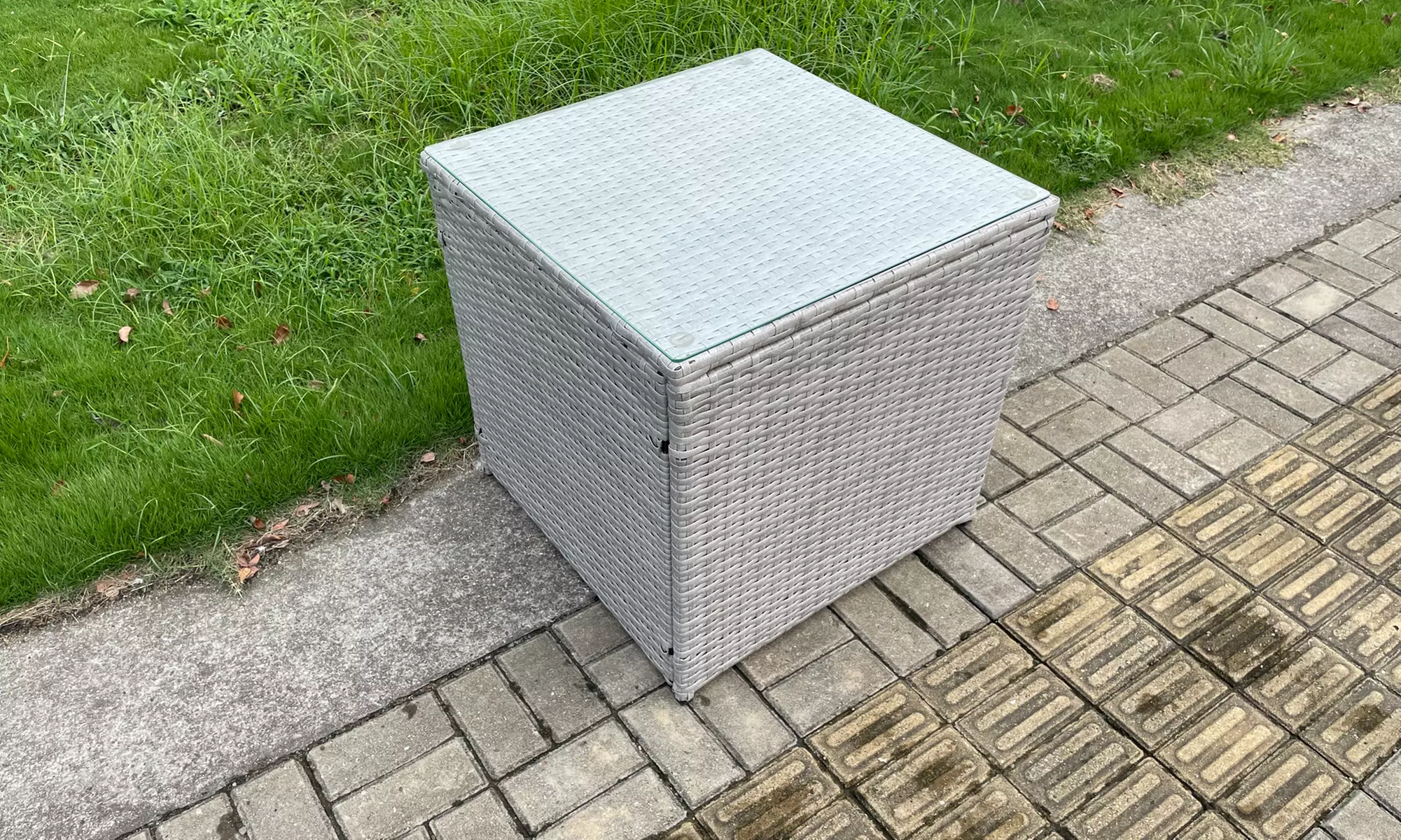 Fimous Polyrattan-Gartenmöbel-Set mit Feuerstelle