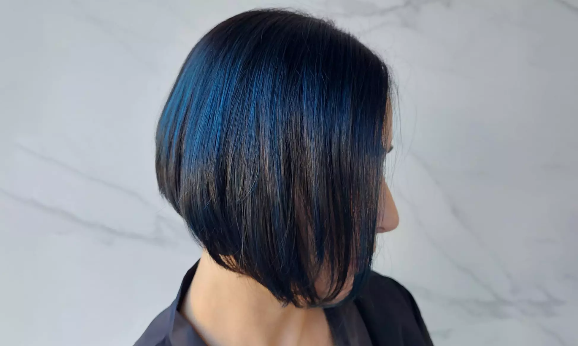 Decoloración y tinte fantasía a elegir en Queens Of Color