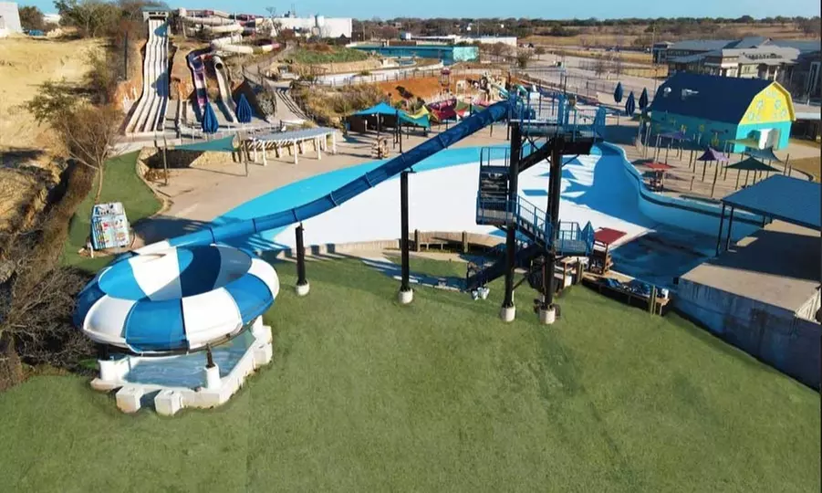 Up to 39% Off Admission to Splash Kingdom Waterpark Hudson Oaks