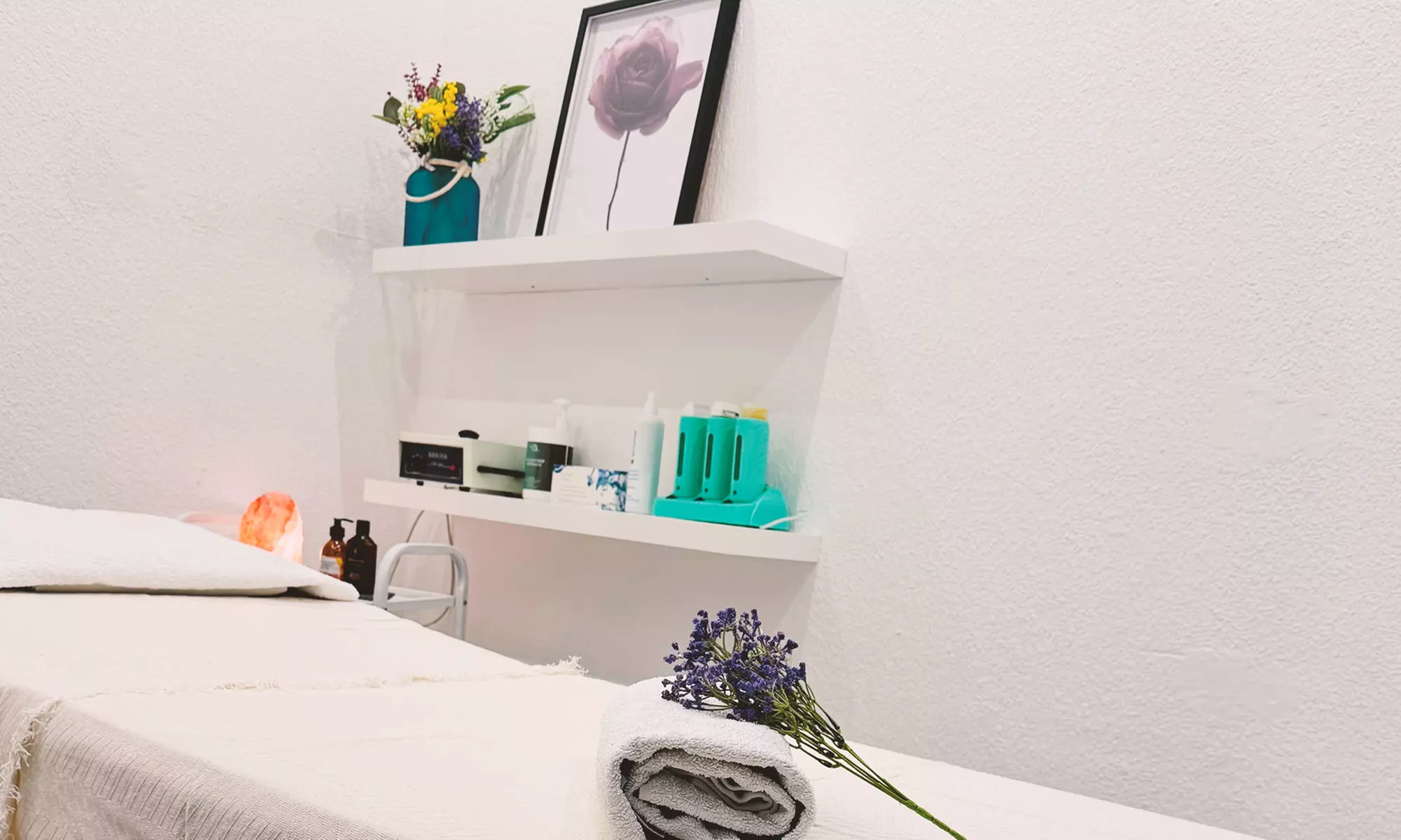 Masaje corporal relajante, reparador o drenante de 30, 45 o 60 minutos para una persona; ahorra hasta un 57% - Second Medium