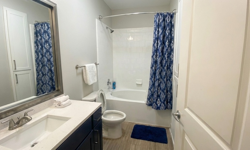 Image 6: 2 Hours of Professional House Cleaning